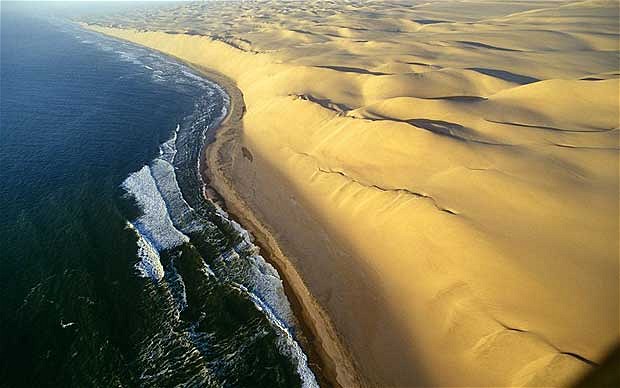 Берег Скелетов, Намибия.jpg