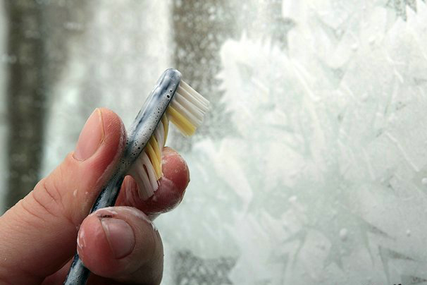 снежинки на окнах.jpg