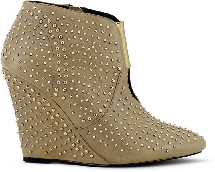 юотильоны с заклепками.jpg