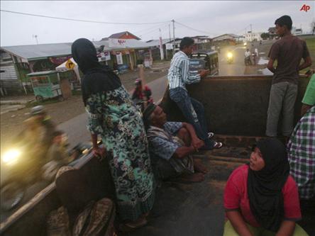 беспорядки в индонезии.jpg