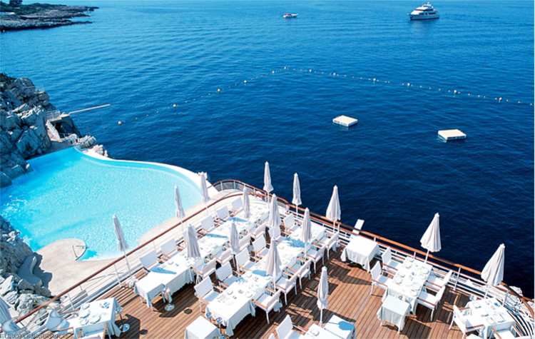 Hotel du Cap-Eden-Roc, Франция.jpg