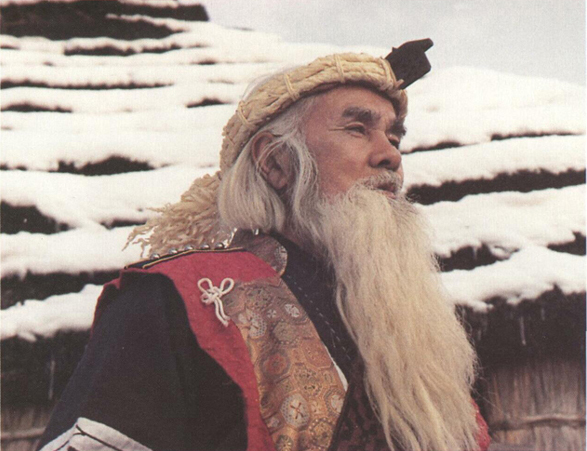 одеждв айнов.jpg