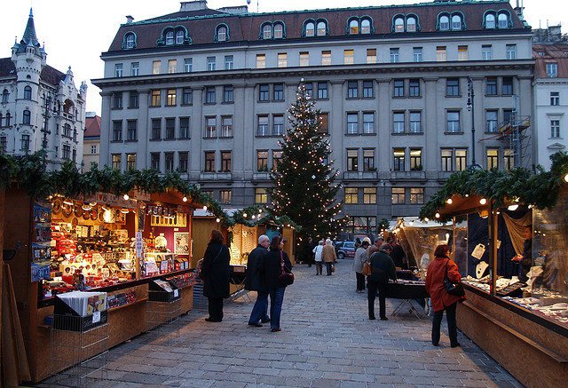 площадь &laquo;Ам хоф&raquo;.jpg