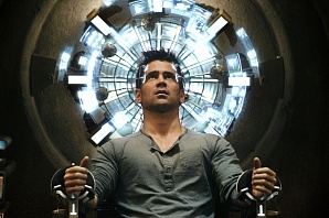 "Вспомнить все" стал лидером проката