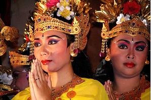 Национальные костюмы разных стран мира