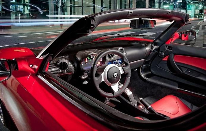 tesla_roadster_rhd_press_images_005-0.jpg