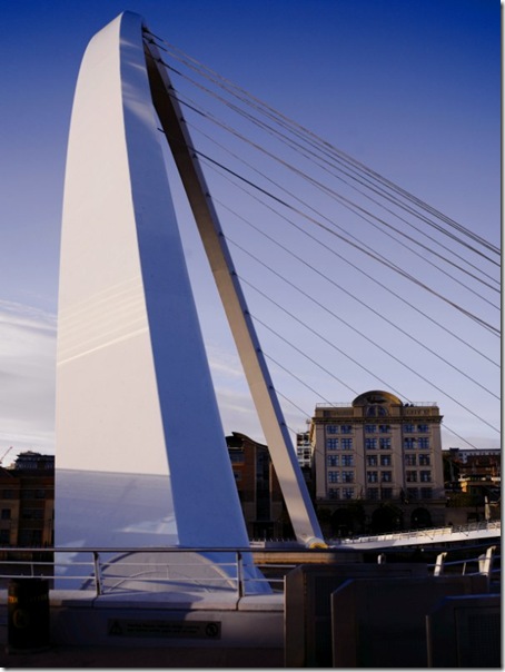 GatesheadMillenniumBridge_3.jpg