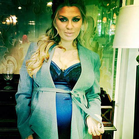 Беременная Виктория Боня отошла от дел.jpg