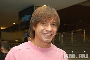 Солист "Дискотеки Авария" попал в аварию