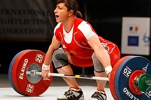 Россия завоевала серебро в тяжелой атлетике