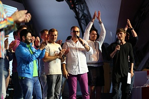 10-ЛЕТИЕ  COMEDY CLUB 