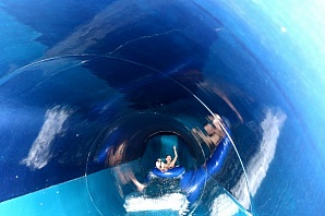 Следственные органы выясняют обстоятельства гибели пятилетнего мальчика в аквапарке в Москве