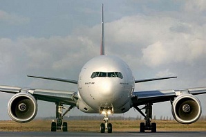 В Воронеже пассажирский самолет произвёл вынужденную посадку