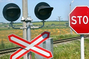 Поезд протаранил автомобиль под Рязанью