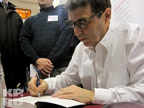 Евгений Гришковец встретился с нижегородскими поклонниками