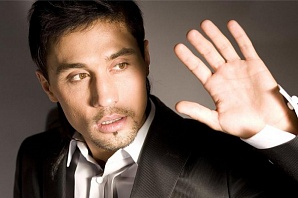 Дима Билан влюбился в стюардессу