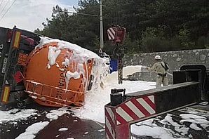 В Ставрополе перевернулся  20-тонный бензовоз